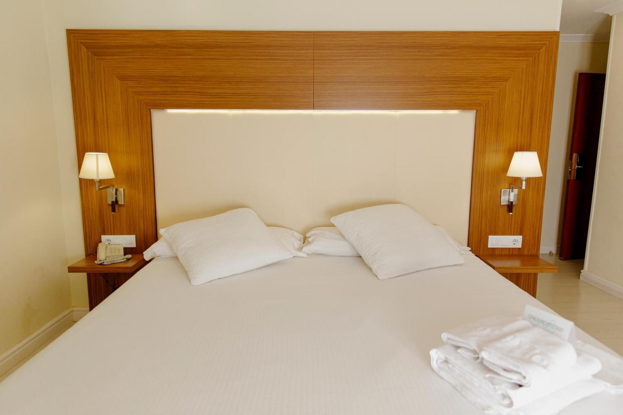 Hotel Mr Costa Blanca Дения Екстериор снимка
