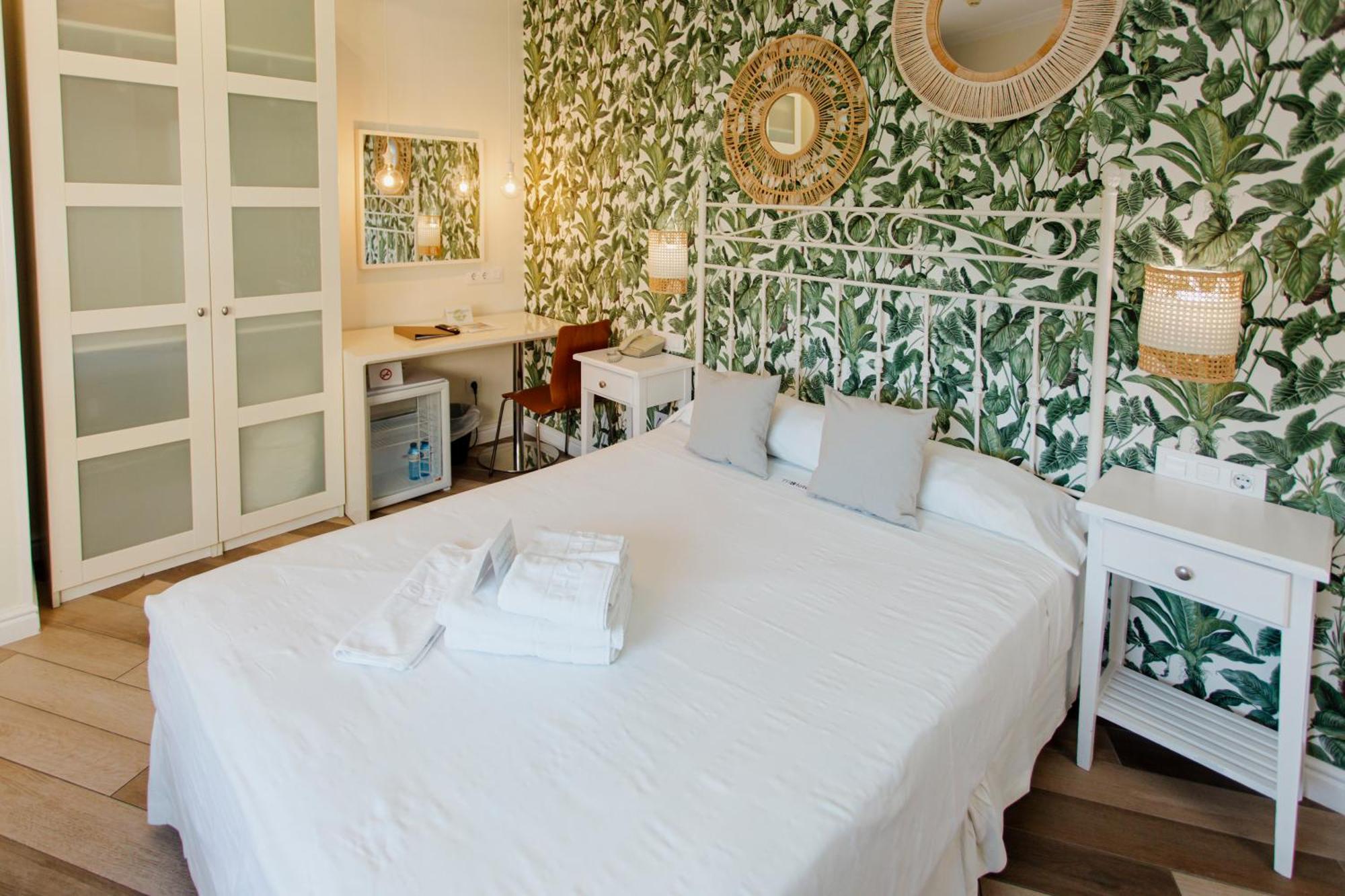 Hotel Mr Costa Blanca Дения Екстериор снимка