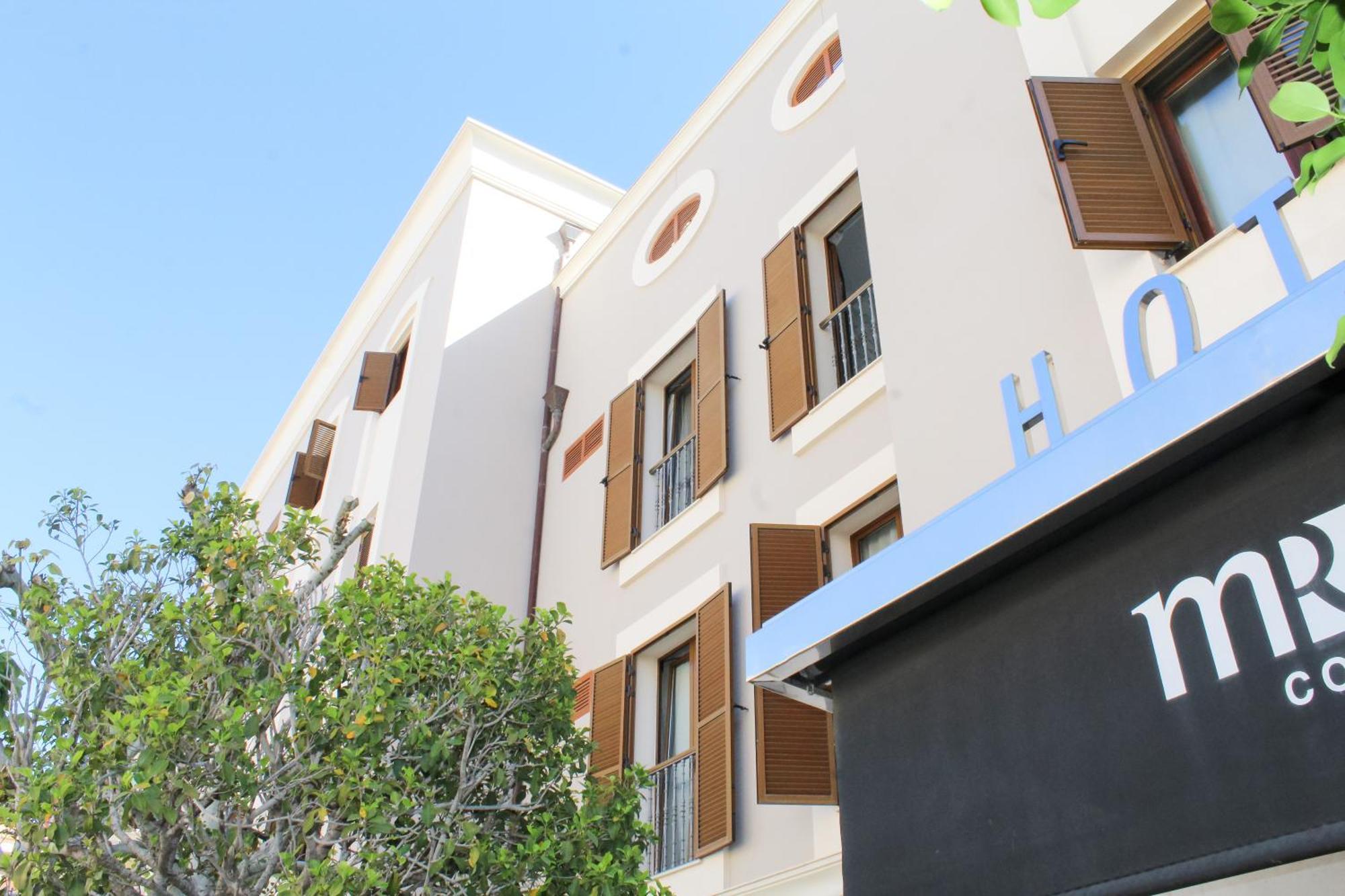 Hotel Mr Costa Blanca Дения Екстериор снимка