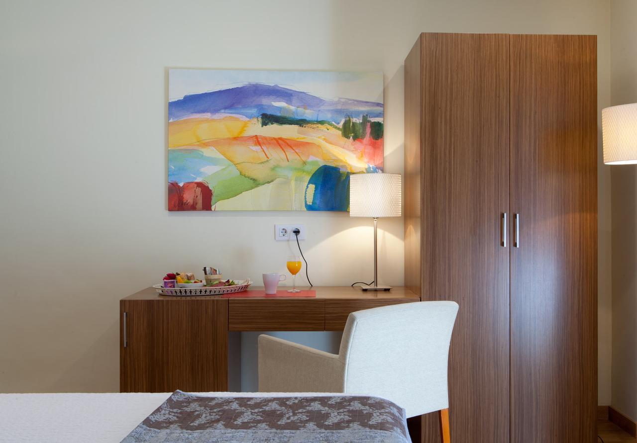Hotel Mr Costa Blanca Дения Екстериор снимка