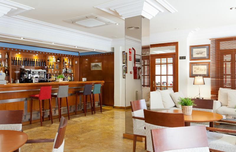 Hotel Mr Costa Blanca Дения Екстериор снимка