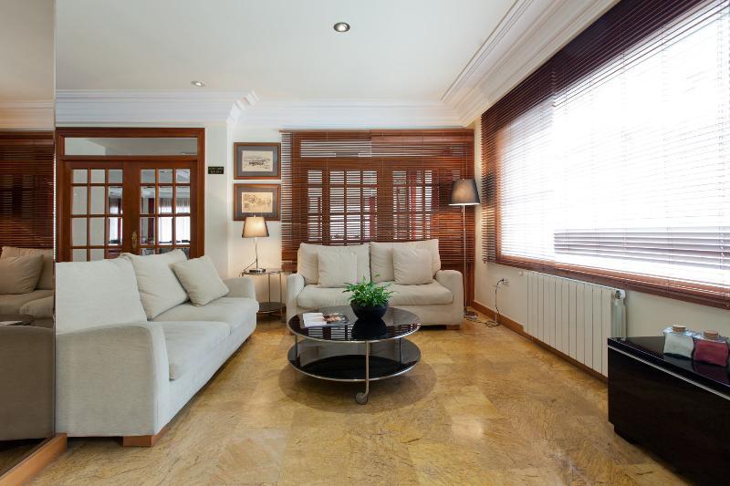 Hotel Mr Costa Blanca Дения Екстериор снимка