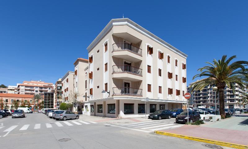 Hotel Mr Costa Blanca Дения Екстериор снимка
